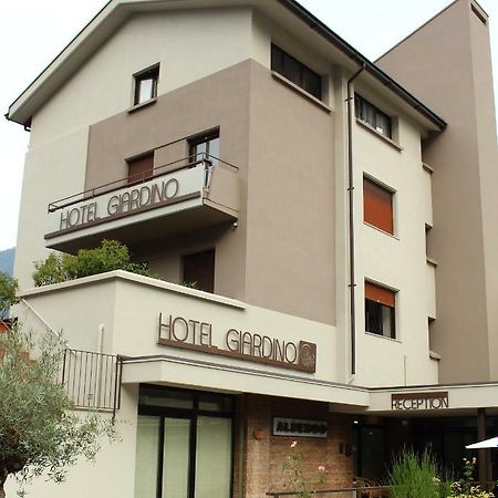 Hotel Giardino Breno Exteriér fotografie